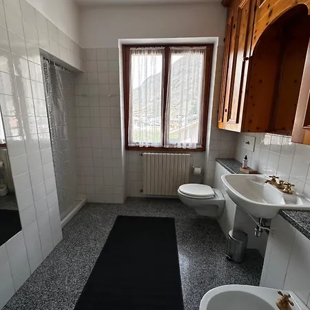 Ampio Con Vista “casa Magro” Tirano