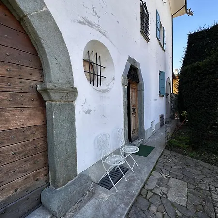 Apartamento Ampio Con Vista “casa Magro” *
