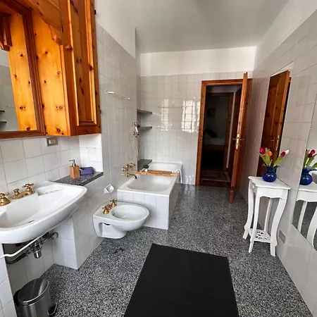 Ampio Con Vista “casa Magro” Apartamento