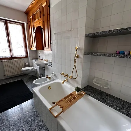 Apartamento Ampio Con Vista “casa Magro” Tirano